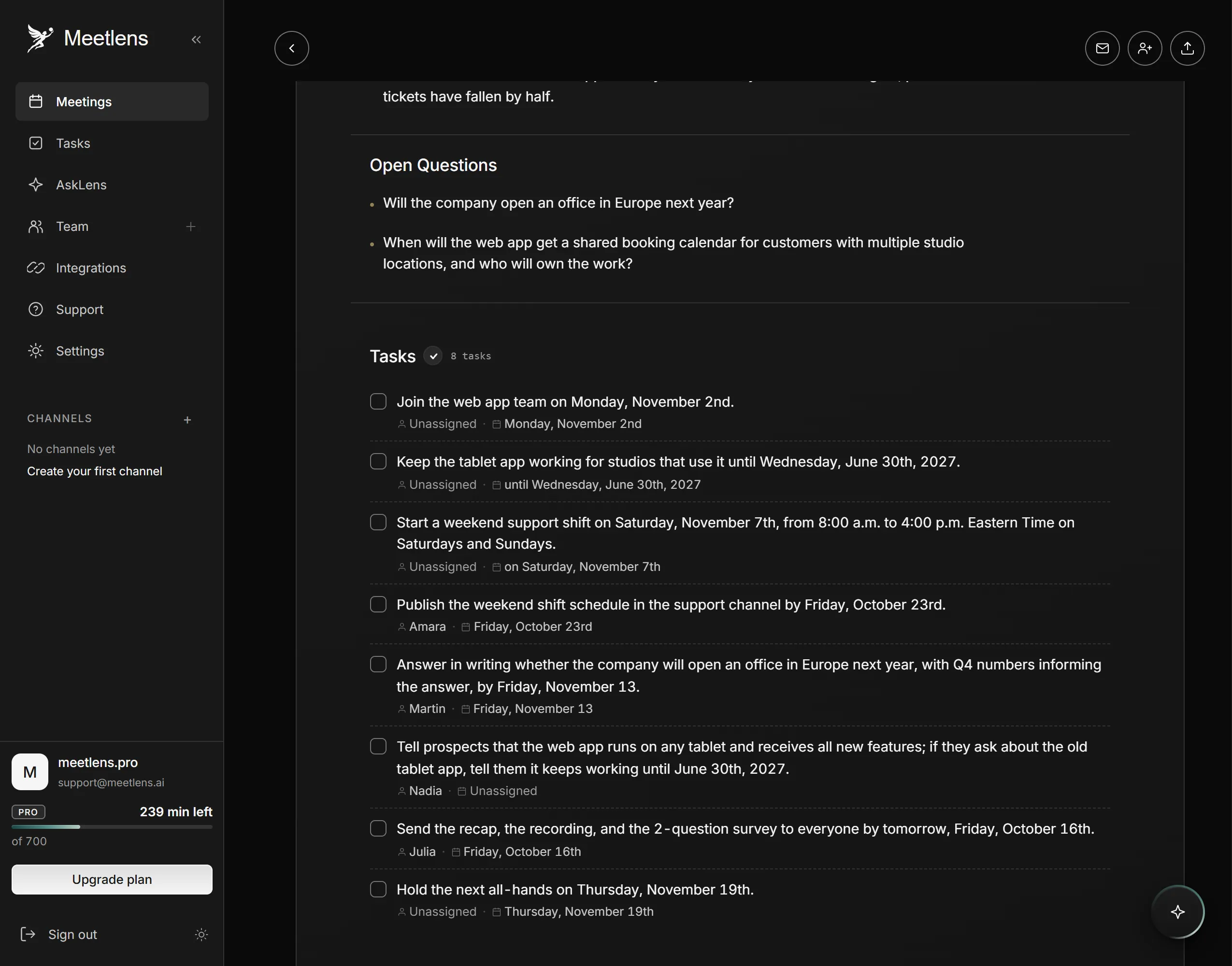 Meetlens report listing unanswered employee questions after the session